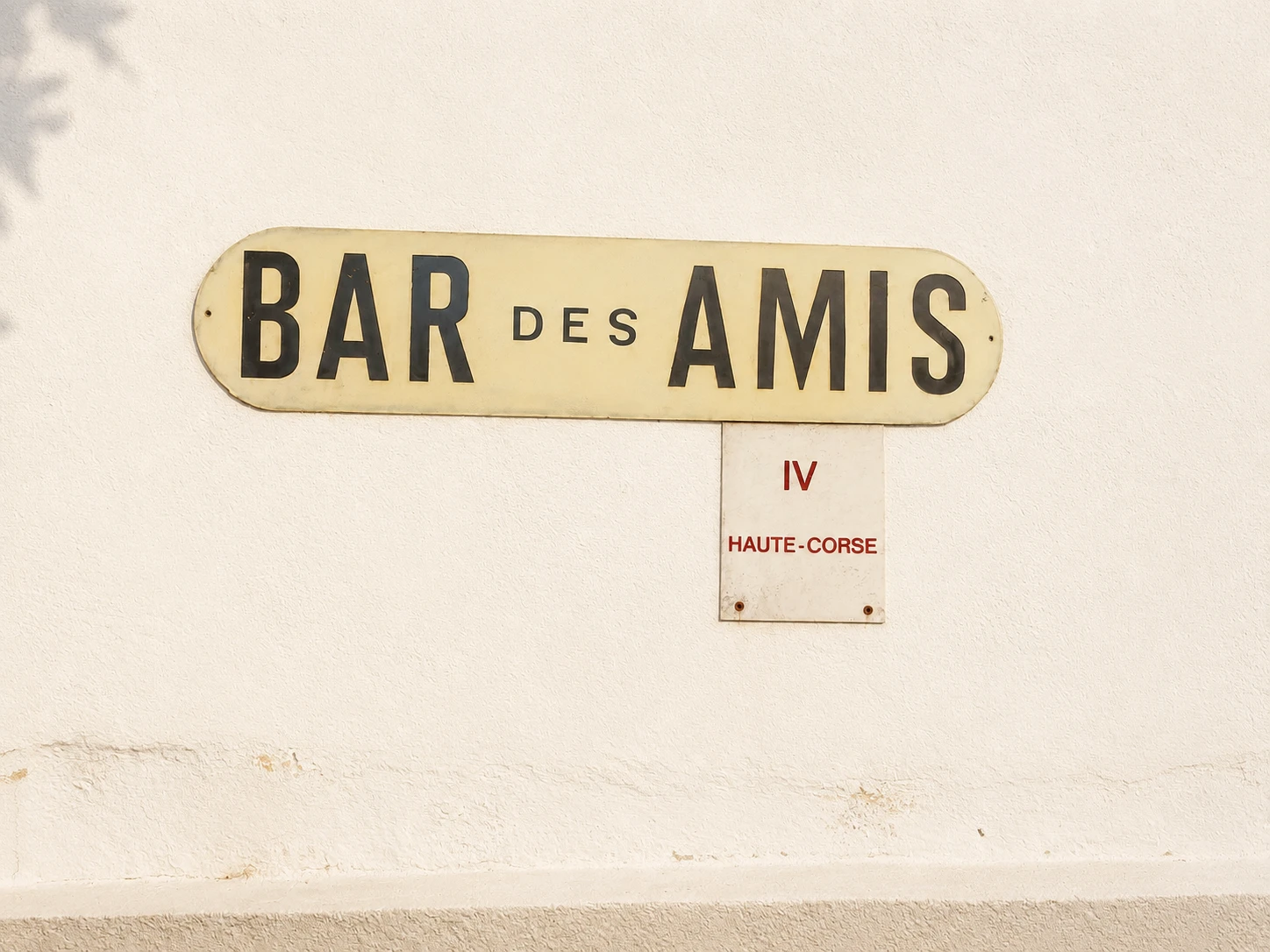 L'enseigne historique du Bar des Amis, Haute-Corse